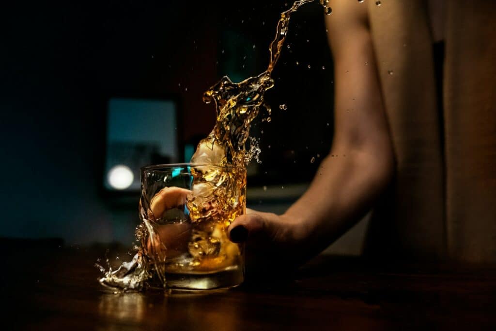 Flecken durch Alkohol und Spirituosen aus Teppich rückstandslos entfernen